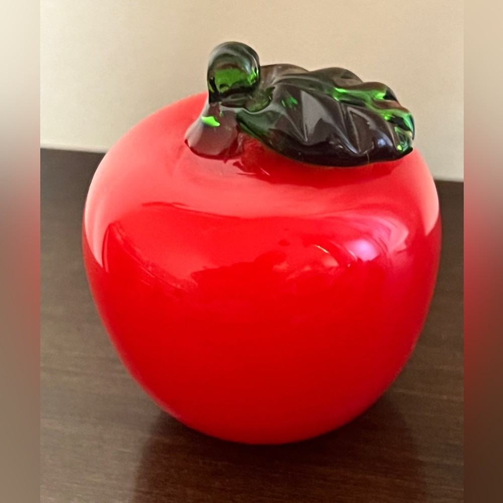 Vintage Murano style red art glass apple paperweight or figurine